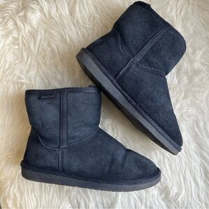Minnetonka Navy Blue Suede Sheepskin Short Bootie